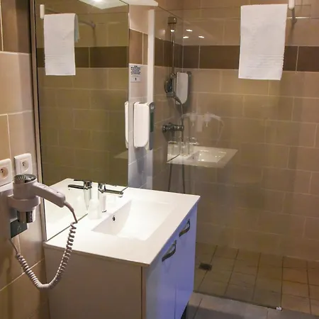 Hotel Du Vieux Pont Mazères